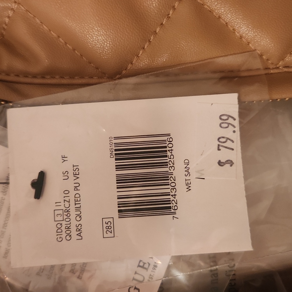 Vest - Picture 2 of 6